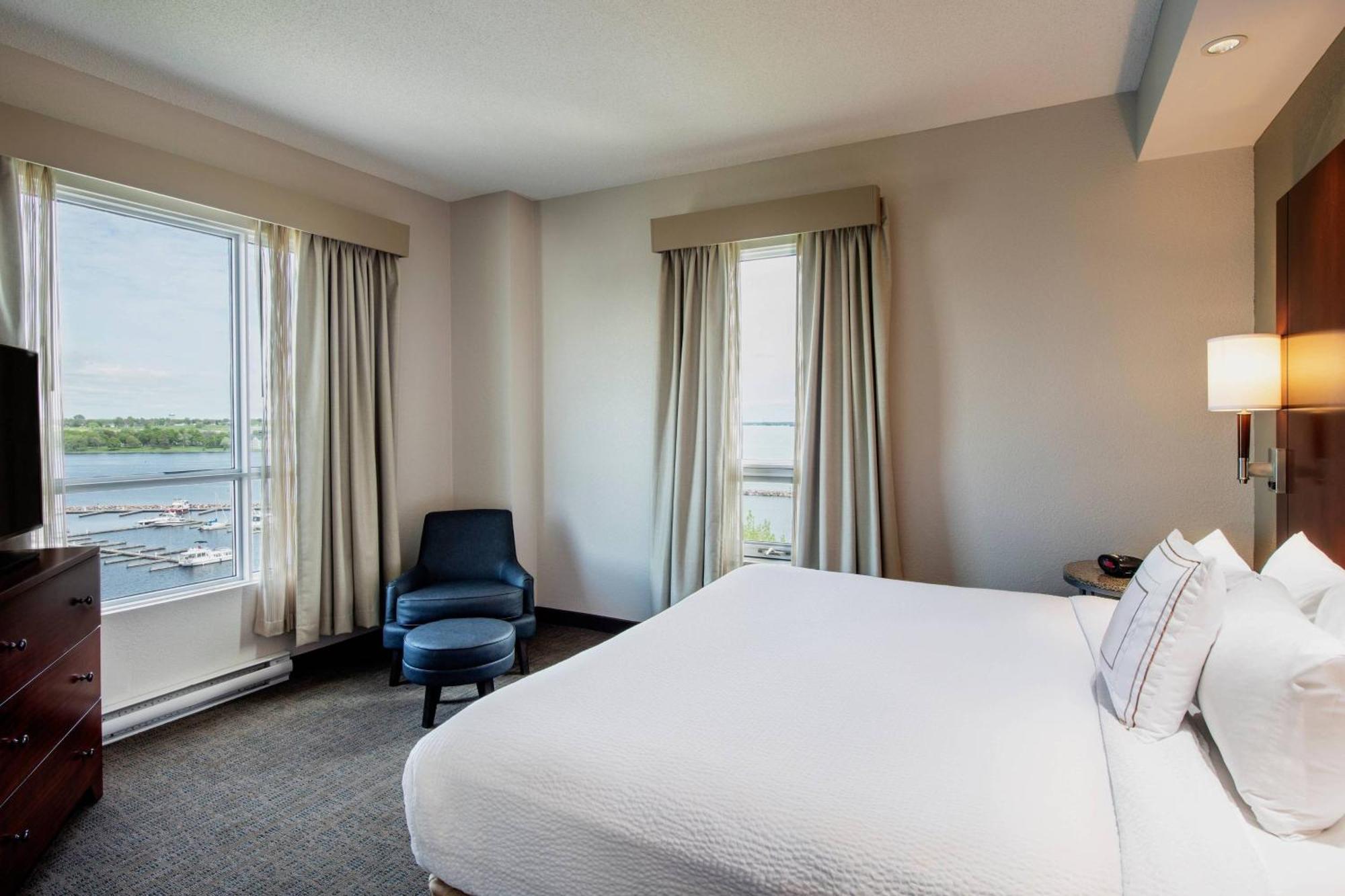 Residence Inn By Marriott Kingston Water'S Edge Экстерьер фото